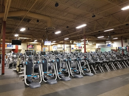 24 Hour Fitness