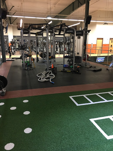 Evans Fitness Club
