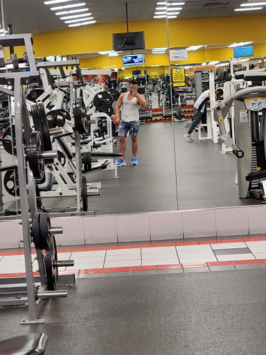 Gold\'s Gym Nacogdoches