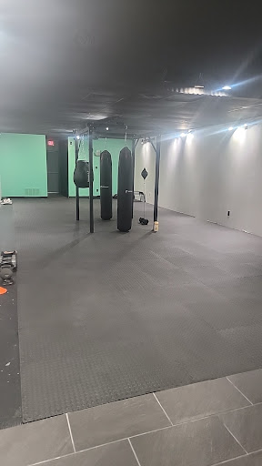 No Limits Kickboxing & Fitness
