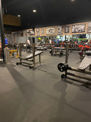 Gold\'s Gym Friendswood