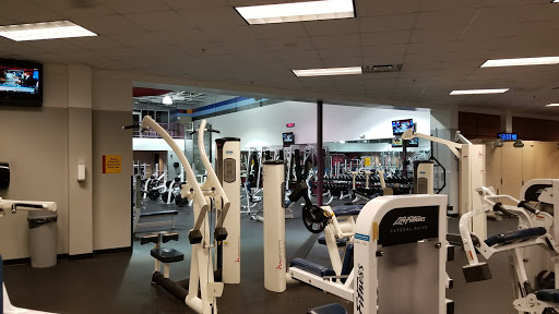 Crunch Fitness - Hilliard