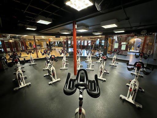24 Hour Fitness