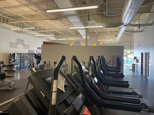 Gold\'s Gym Austin Hester\'s Crossing