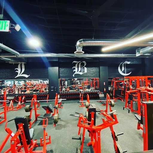 Self Made Training Facility Long Beach - Personal Training Gym