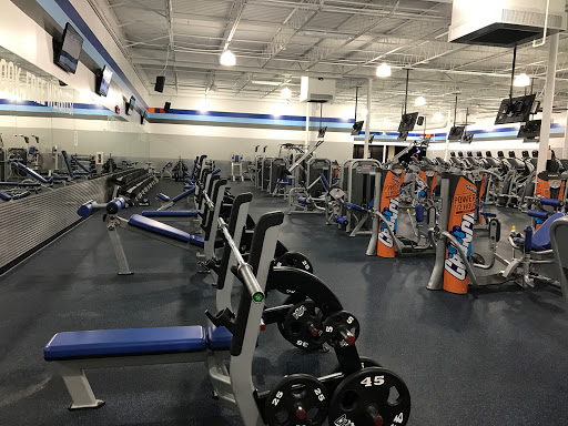 Crunch Fitness - West End