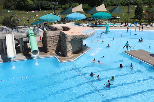 Hunt Club Aquatic Center-Gurnee Park District