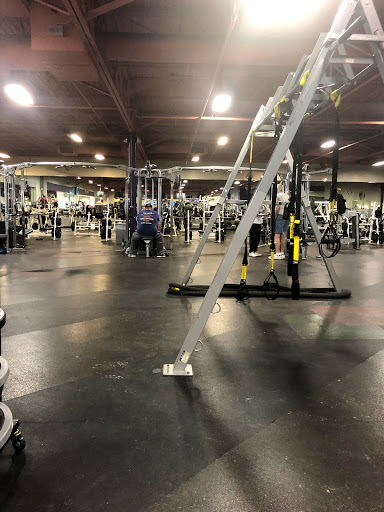 24 Hour Fitness