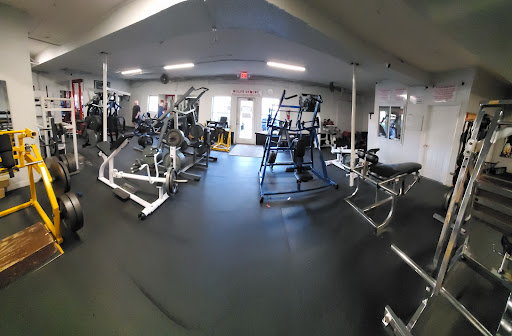 24 hour Fitness Zone gym.