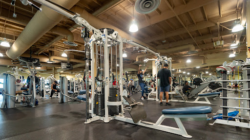 24 Hour Fitness