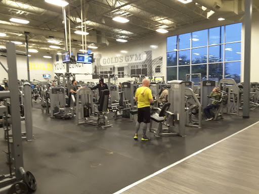 Gold\'s Gym San Antonio Live Oak