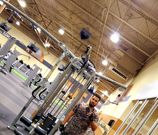 24 Hour Fitness