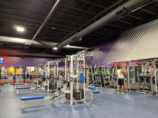 Crunch Fitness - Lawrence