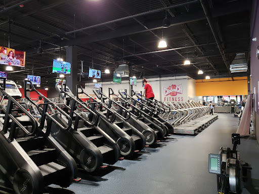 Crunch Fitness - Hauppauge