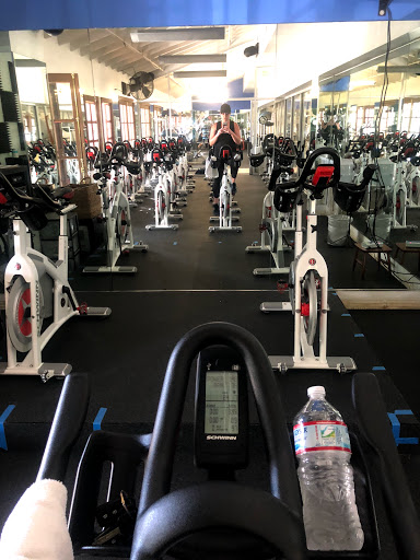 Gold\'s Gym