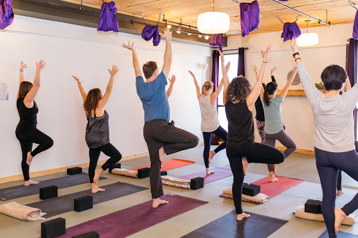 Common Ground Yoga