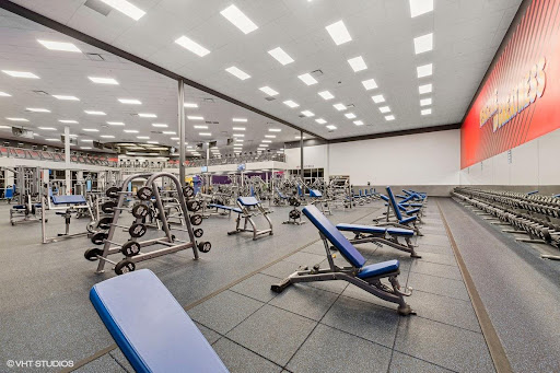 Crunch Fitness - Keystone