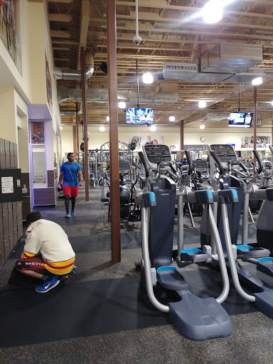 24 Hour Fitness