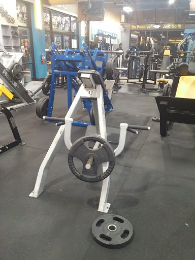 Gold\'s Gym