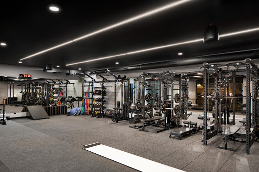 Club33 Fitness Studio