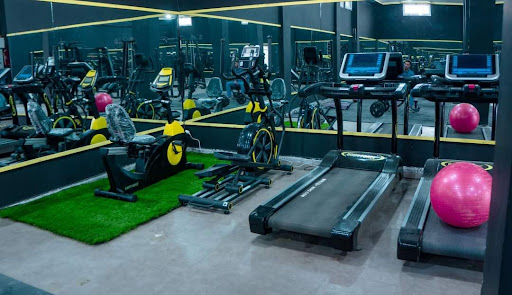 DARK GYM XFORMA