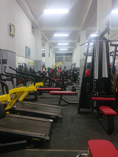 Salle de sport chez El Hadj