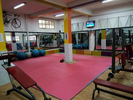 Top form club