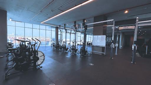 MOVE FITNESS
