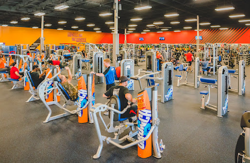Crunch Fitness - Guelph