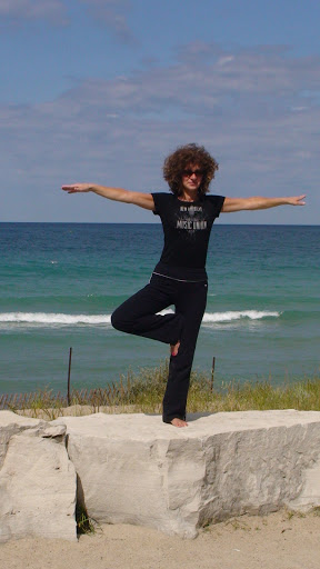 OM YOGA CENTER