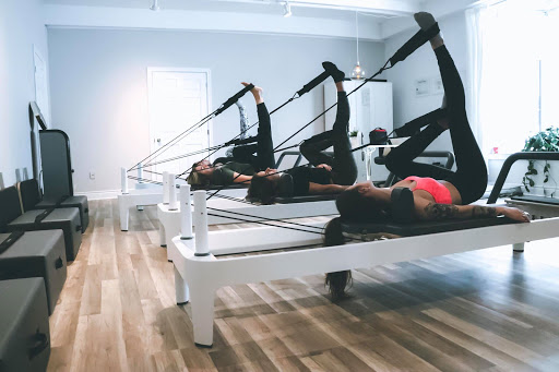 Kinésiologue Studio Of Pilates Sur Table