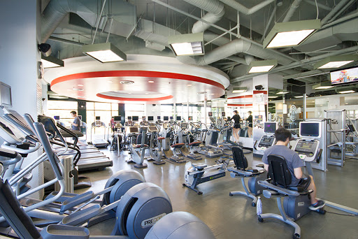 Gold\'s Gym University MarketPlace