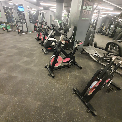Club 90 gym
