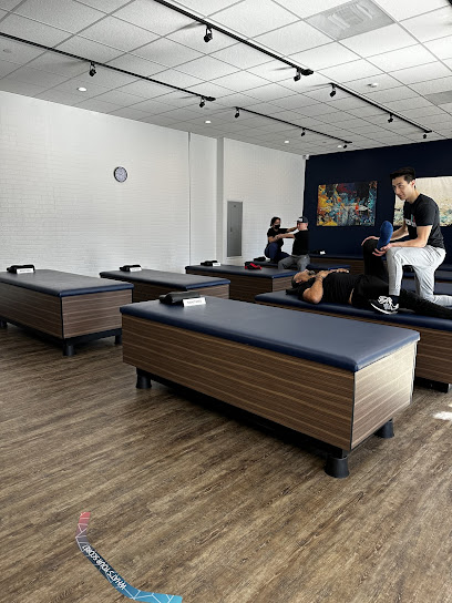 StretchLab