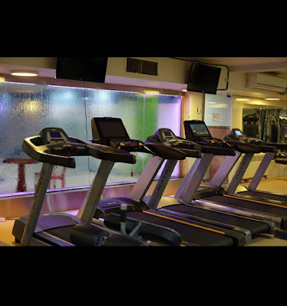 Lamasia Gold Gym
