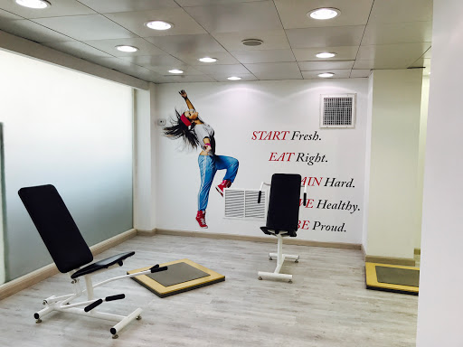 Snap Fit & Slim Club