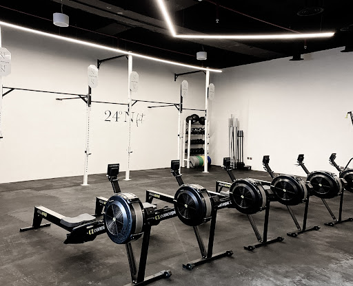 24NFit Women & Children
