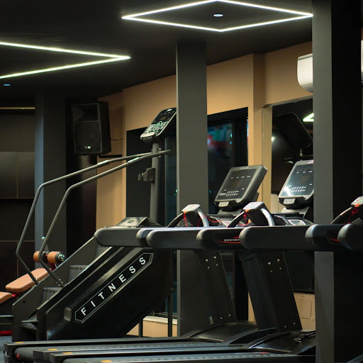 GLORY GYM