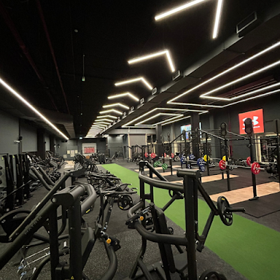 Champs Sports Club